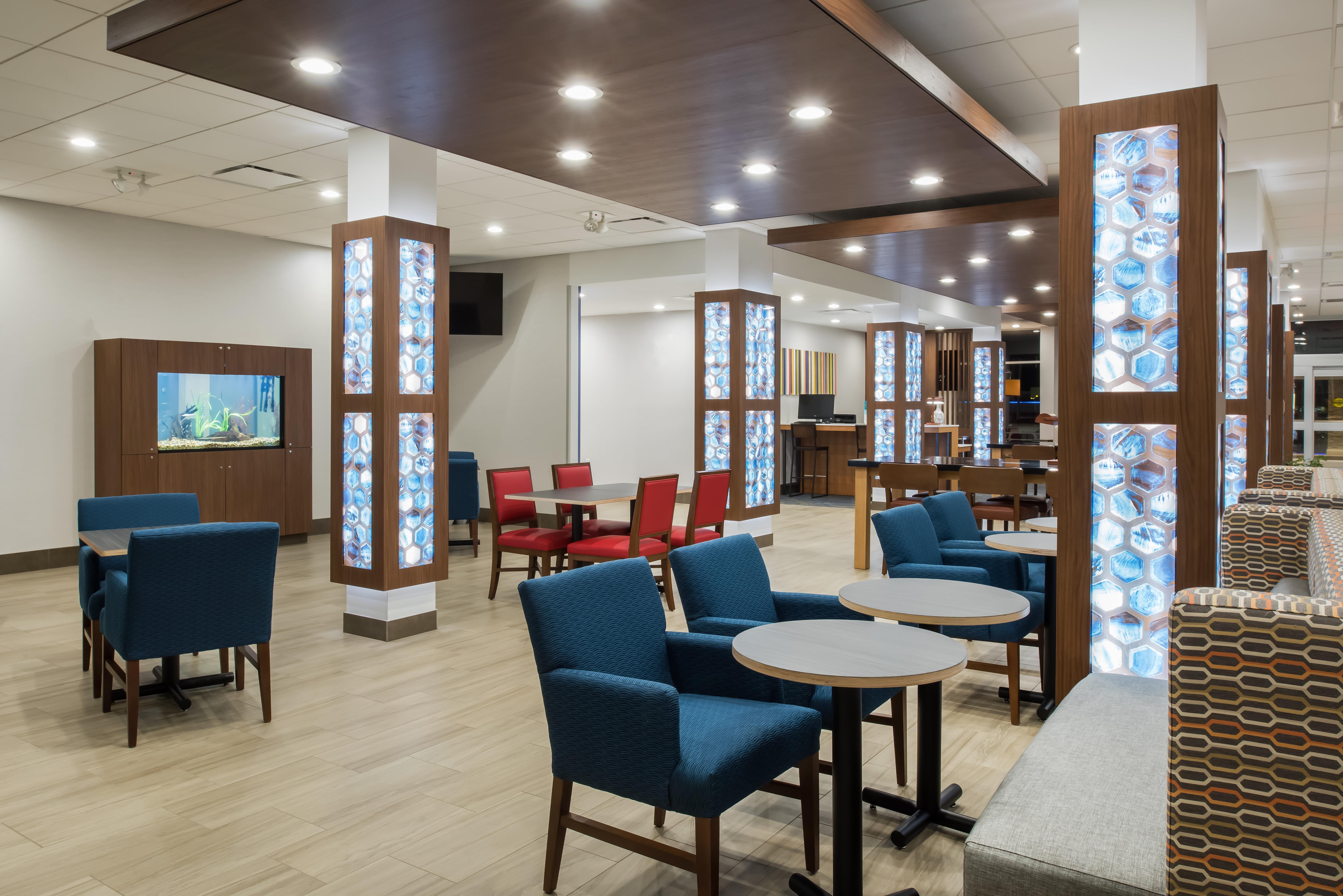 Holiday Inn Express & Suites West Plains Southwest By Ihg Esterno foto
